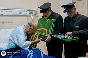 حضور خدام حرم مطهر رضوی در بیمارستان امام رضا علیه&zwnj;السلام 