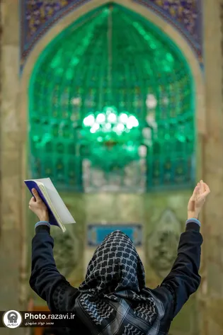 عکس با کیفیت : مراسم شب قدر حرم مطهر رضوی