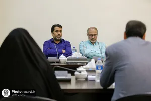 اهدای مدال مهدی بزی به آستان قدس رضوی