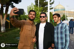 تشرف جمعی از ورزشکاران به حرم مطهر رضوی