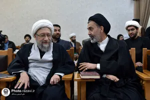 نشست صمیمی آیت الله آملی لاریجانی با طلاب مدرسه عالی فقاهت