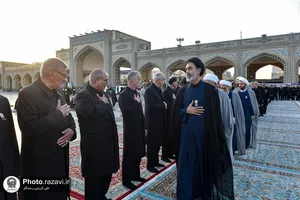 خطبه&zwnj;خوانی خدام بارگاه منور رضوی در چهلمین روز خاکسپاری رهبر شهید انقلاب