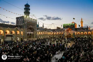 توزیع افطاری سبک در حرم مطهر رضوی-3