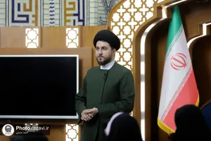 جلسه پرسش و پاسخ نوجوانان دختر در حرم مطهر رضوی