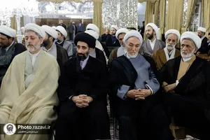 نشست ائمه جماعات حرم مطهر و مساجد منتخب مشهد با تولیت آستان قدس رضوی