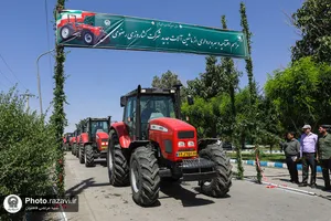 آئین بهره برداری از ماشین آلات کشاورزی جدید در مزرعه نمونه