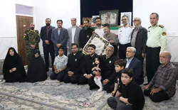 خادم‌یاران رضوی قم بر ایثار خانواده شهدا ادای احترام کردند