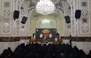 وظیفه مهم مربیان خانواده، خودسازی و دستگیری از دیگران است