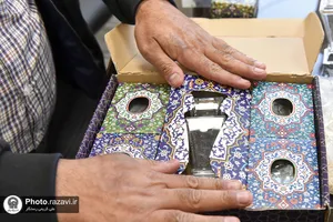 آماده&zwnj;سازی بسته&zwnj;های متبرک روضةالزهرا(س)