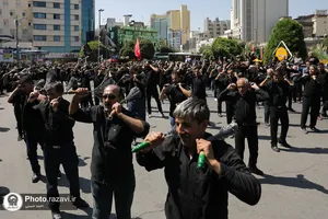 پیاده&zwnj;روی جاماندگان اربعین حسینی در مشهد