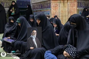 غبارروبی ضریح مطهر رضوی در آستانه دهه &laquo;ولایت و امامت&raquo;