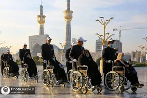 تشرف زائران حاشیه شهر مشهد به حرم مطهر رضوی