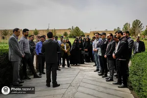 بازدید کارکنان حرم مطهر از شرکت فرش آستان قدس رضوی