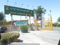 تأمین ۷۵ درصد هزینه خرید کمباین با تسهیلات بانکی انجام می‌شود
