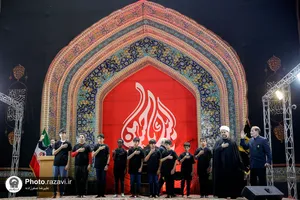 مراسم عزاداری زائران عرب زبان در حرم مطهر رضوی