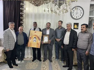 دیدارمدیرعامل شرکت کشاورزی رضوی با خانواده اولین شهید آستان قدس رضوی