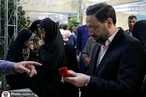 بازدید قائم مقام تولیت آستان قدس رضوی از نمایشگاه دستاوردهای &laquo;مادران ارزش&zwnj;آفرین&raquo;