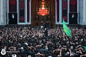 چهارپایه خوانی شهادت امام رضا علیه&zwnj;السلام در حرم مطهر رضوی