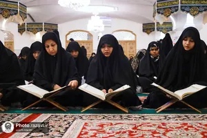 جلسه سنتی قرآن کریم در حرم مطهر رضوی