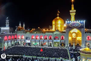مراسم شام غریبان امام حسین(علیه&zwnj;السلام) در حرم مطهر رضوی