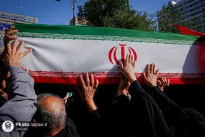 تشییع پیکر 2 شهید حادثه بلوار وکیل&zwnj;آباد مشهد در حرم مطهر رضوی