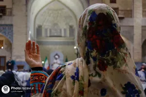 تشرف مدیران پرستاری بیمارستان های کشور به حرم مطهر رضوی