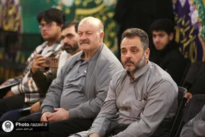 تشرف جمعی از زائرین غیر ایرانی به حرم مطهر رضوی