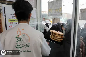توزیع نان صلواتی به مناسبت نیمه شعبان