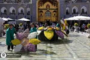 گل&zwnj;آرایی صحن آزادی حرم مطهر رضوی