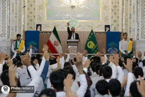 اذن خدمت خادمیاران نوجوان رضوی در حرم مطهر رضوی