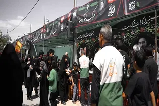 موکب‌های امام رضا (ع) پذیرای زائران رهبر شهید شدند