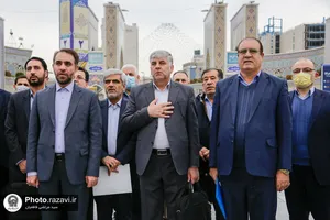 تشرف معاونین توسعه مدیریت و منابع استانداری&zwnj;های کشور به حرم مطهر رضوی
