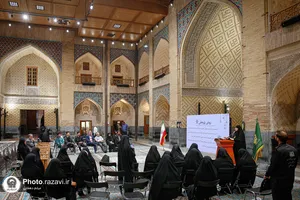 جلسه دفاع از پایان نامه دانشجویان دانشگاه امام رضا علیه&zwnj;السلام در حرم مطهر رضوی
