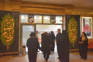 پذیرایی آستان قدس رضوی از زائران با گوشت متبرک در مرز تمرچین + تصاویر
