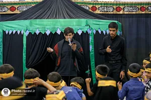 هیئت کبوترانه در رواق کودک