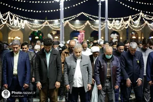آخرین نماز جماعت سال 1401 در حرم مطهر رضوی