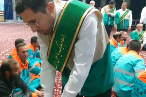 حافظان زیبایی و سلامت شهر اراک میهمان ضیافت افطار رضوی/ گزارش تصویری
