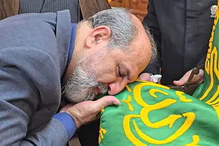 حضور کاروان زیر سایه خورشید در سفارت ایران در کشور عمان