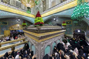 آیین تعویض پوش ضریح منور رضوی در آستانه ماه محرم