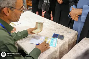 حضور تولیت آستان قدس رضوی در انتخابات مجلس شورای اسلامی و مجلس خبرگان رهبری