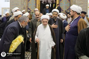 نشست تخصصی اداره پاسخگویی به سوالات شرعی با حضور آیت الله سبحانی