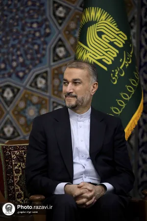 دیدار وزیر امور خارجه با تولیت آستان قدس رضوی