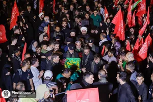 حضور کاروان سفیران امام رئوف علیه&zwnj;السلام در ابتدای مسیر پیاده&zwnj;روی زائران اربعین در نجف اشرف
