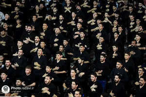 عزاداری سنتی شب سوم محرم در &laquo;حسینیه حرم&raquo;