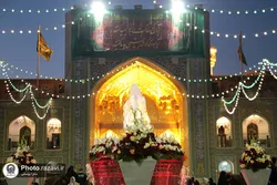 حرم مطهر رضوی به یمن قدوم جوادالائمه(ع) گلباران شد