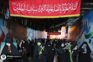 گلباران حرم مطهر رضوی در شب میلاد حضرت معصومه سلام الله علیها
