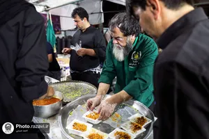 خدمت&zwnj;رسانی موکب آذربایجانی&zwnj;ها به زائرین حضرت رضا(علیه&zwnj;السلام)