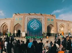 دیوارنگاره تعاملی «ایران امام رضا» در حرم مطهر رضوی کتیبه‌نگاری شد 