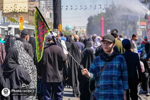 پیاده&zwnj;روی جاماندگان اربعین در مشهد -2