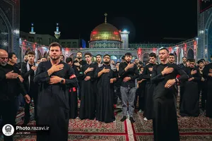عزاداری سنتی شب یازدهم محرم در &laquo;حسینیه حرم&raquo;